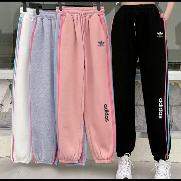 Trousers for Women - Picture 1 of 6